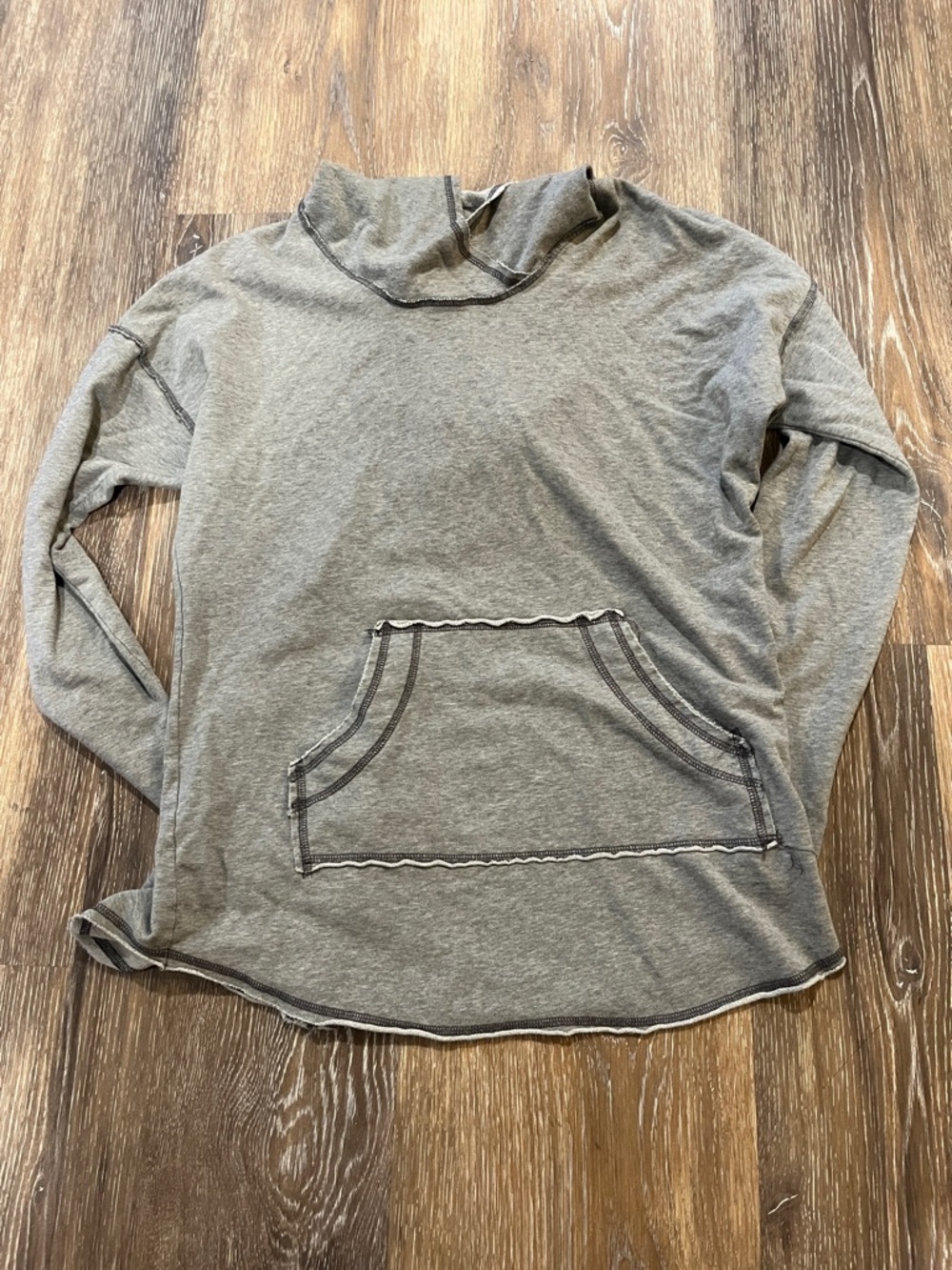 Lightweight Gray Hooded Pullover with Kangaroo Pocket